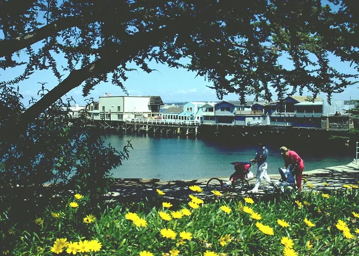 Spindrift Inn