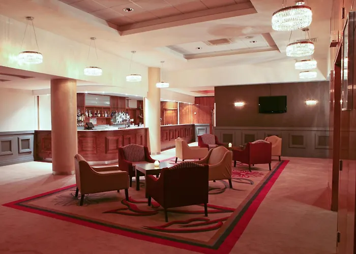 City Hotel