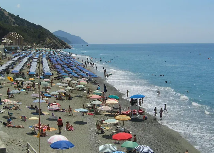 Residence Hotel Kriss Deiva Marina