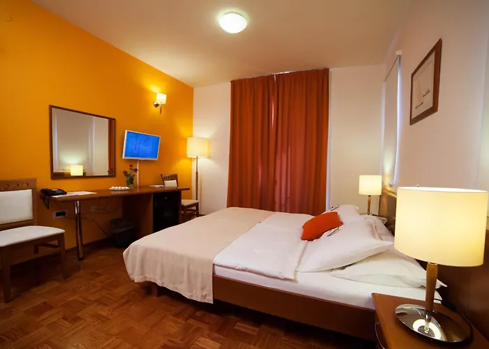 Hotel Manora Nerezine
