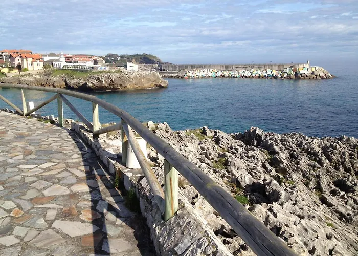 Las Rocas Llanes