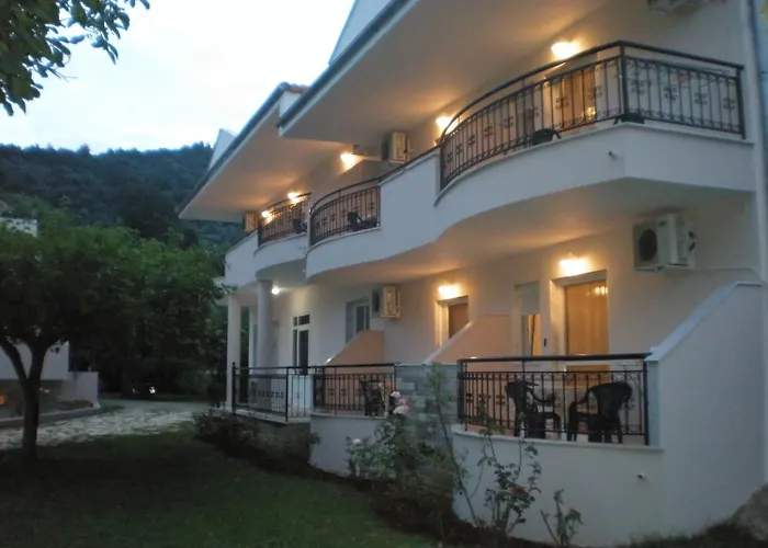 Aparthotel Aneton Chrisi Ammoudia