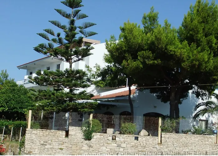 Apollon Resort