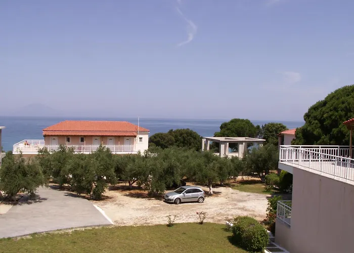 Kastro Beach Hotel