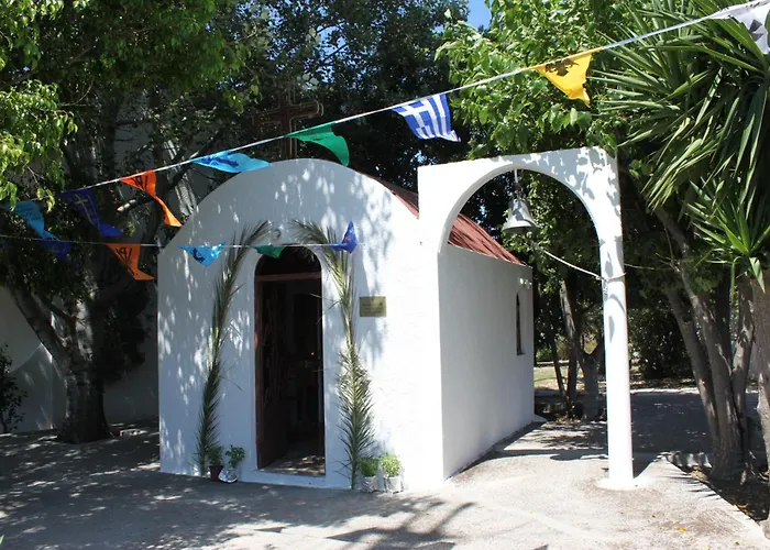 Vallian Village Hotel