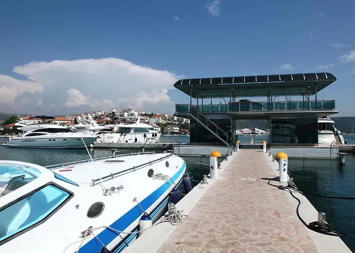 Marina Frapa Resort Rogoznica