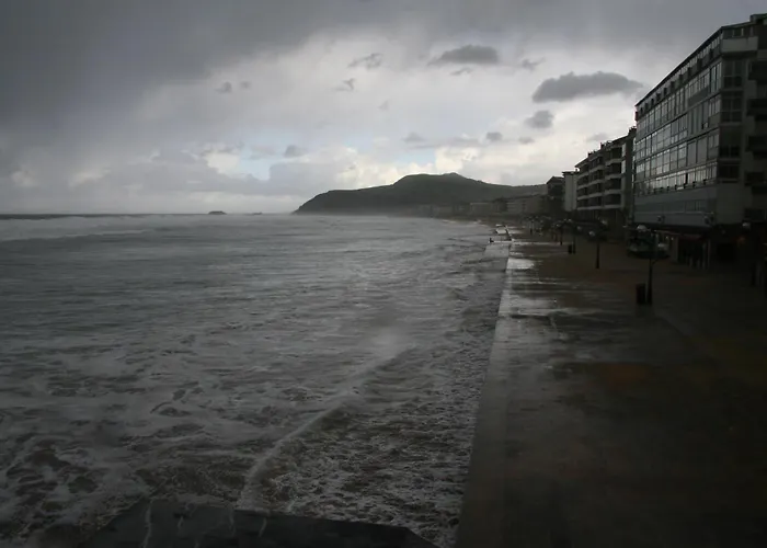 Hotel Ekia Pentsioa Zarautz