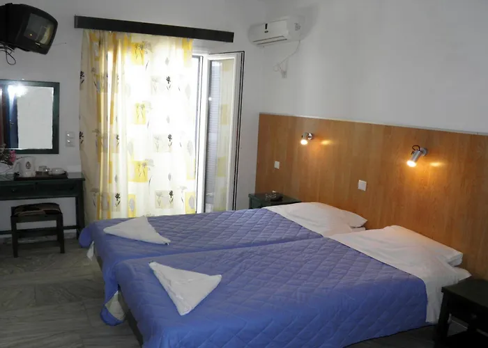 Hotel Rea Naxos City