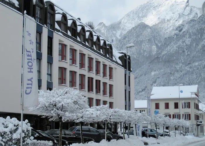 City Hotel