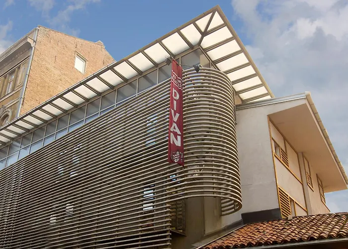 Hotel Divan
