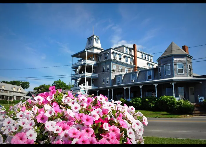 Summercamp Oak Bluffs