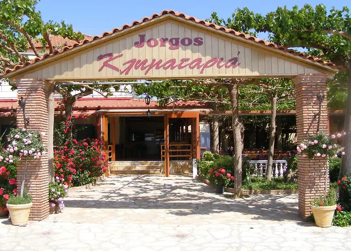 Lintzi Hotel