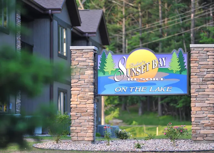 Sunset Bay & Suites