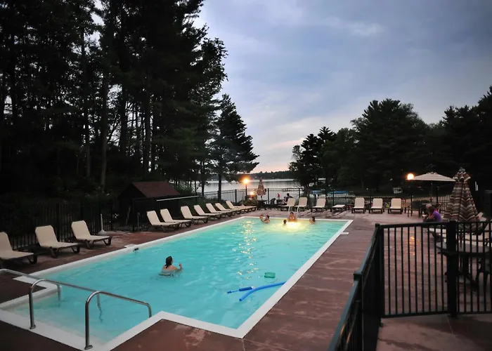 Sunset Bay & Suites
