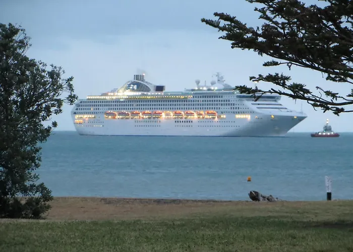 Harbour View Motel On Ahuriri Beach In Napier Nz With Sea View Suites