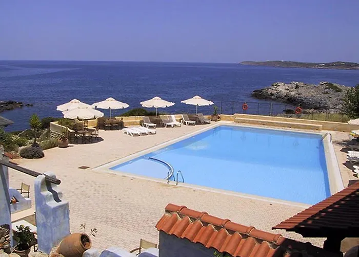 Giorgi'S Blue Apartments Kalathas