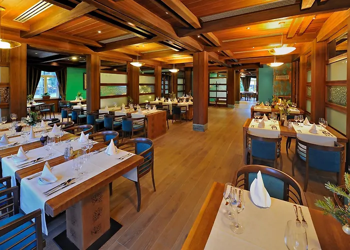 Hotel Zochova Chata - Adult Friendly Modra