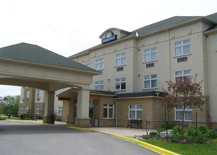 Days Inn By Wyndham Orillia