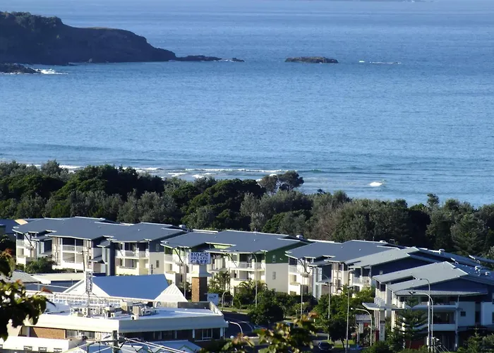 Pacific Marina Apartments