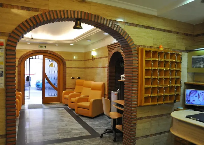 Hostal la Campana
