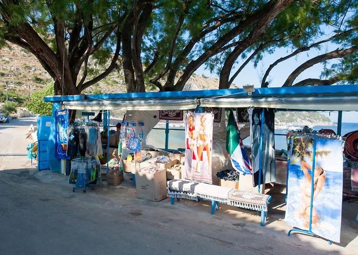 La Grotta Hotel Volímai