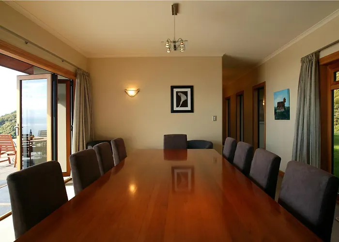 Parautane Lodge