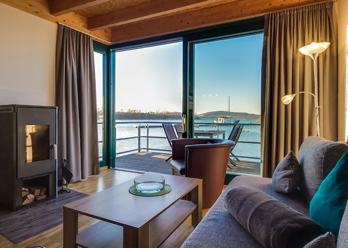 Lagovida Das Ferienresort Am Stoermthaler See Grosspoesna