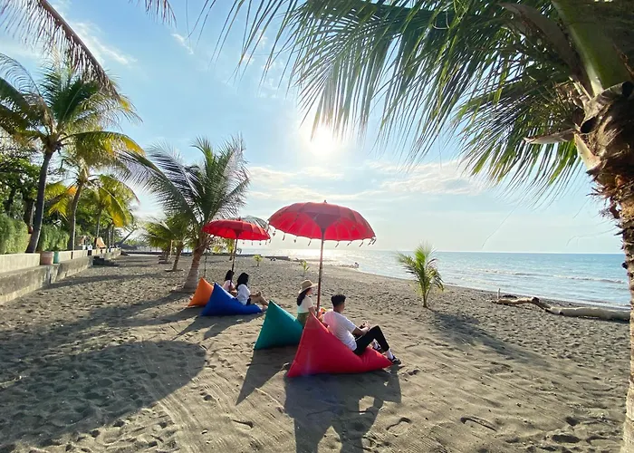 Grand Singaraja Beach Hotel