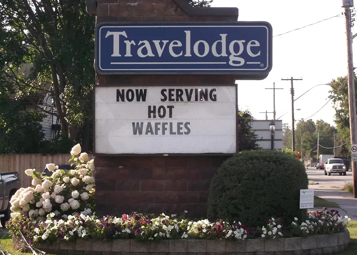 Travelodge By Wyndham North Bay Lakeshore