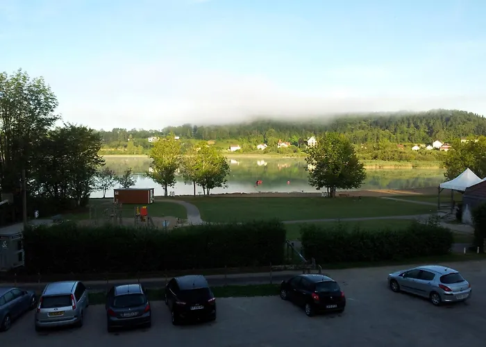 Hotel Restaurant La Chaumiere Du Lac Clairvaux-les-Lacs