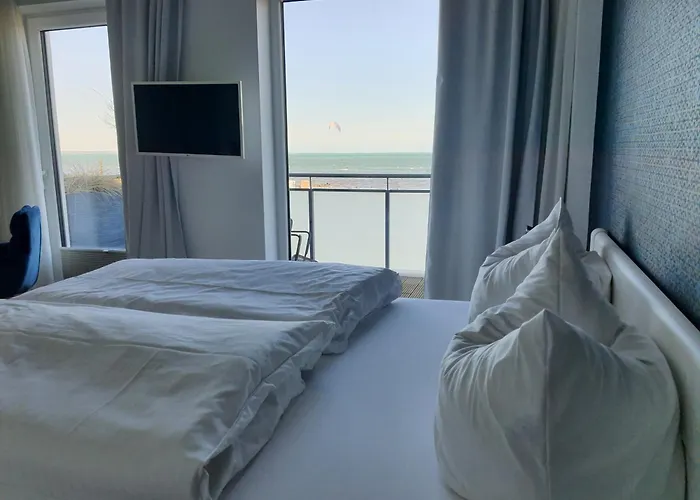 Haus Achtern Diek In Erster Reihe Am Meer Fehmarn