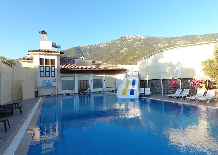 Zehra Tatil Koeyue