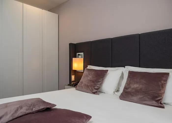 Hotel Ines Cattolica