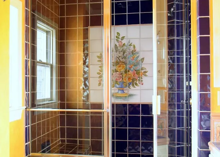 L'Auberge Provencale Inn & Restaurant Boyce