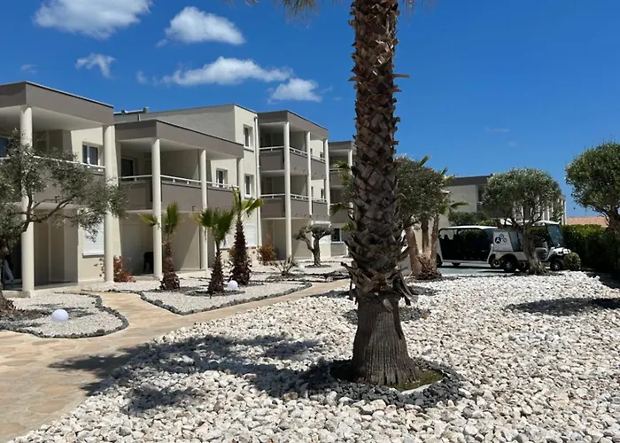 Le Jardin de Babylone réservé aux couples uniquement Agde