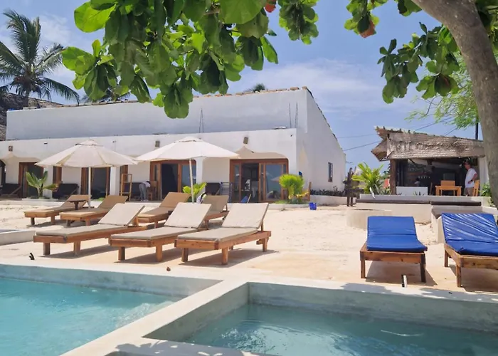 Uroa Zanzibar Vera Beach Hotel By Moonshine Dikoni