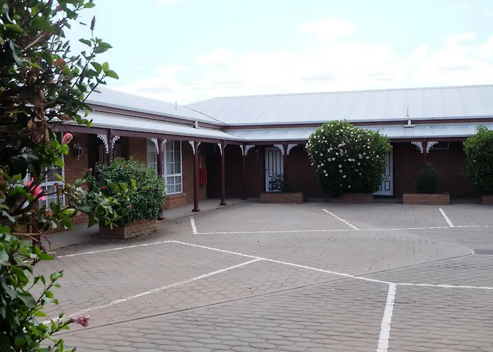 Charles Sturt Motor Inn