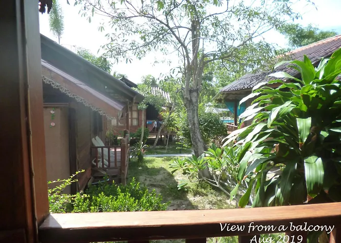 Haad Salad Resort
