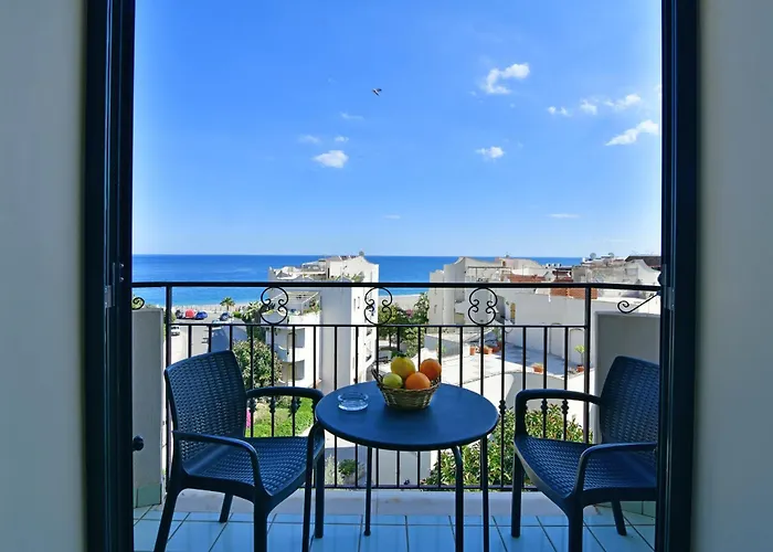 Hotel & Apartments Villa Linda Giardini-Naxos