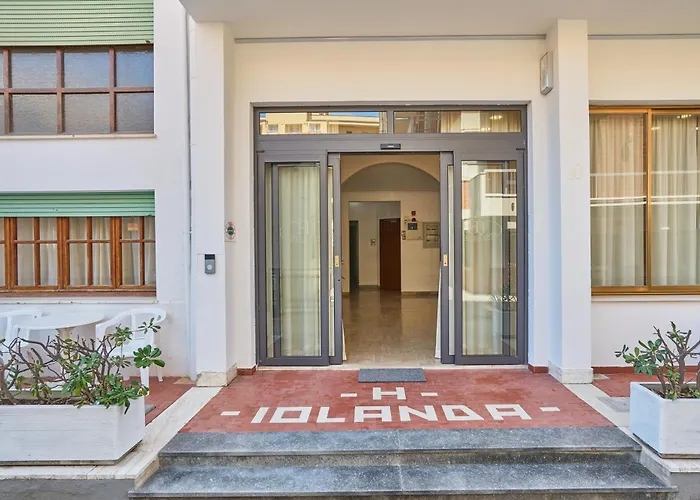 Hotel Jolanda