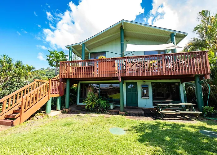 Backpackers Vacation Inn And Plantation Village