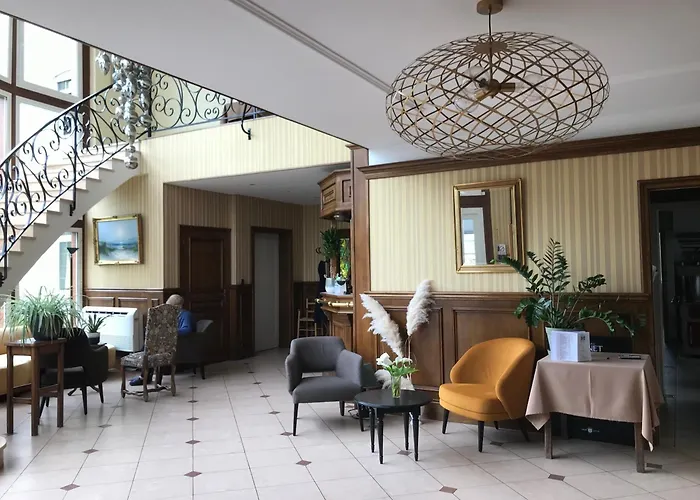 Logis Hotel & Restaurant - Le Chateau Des Tourelles 3 Etoiles