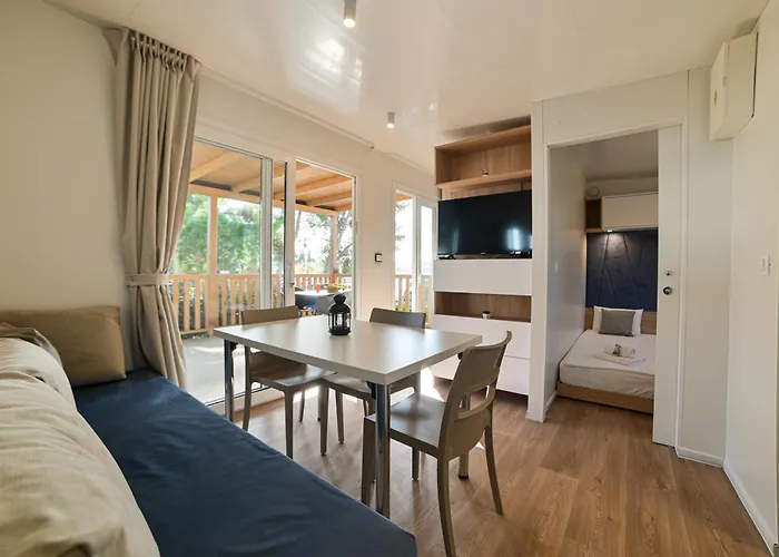 Kamp Rozac Hotel Trogir