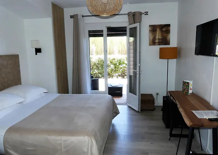 Hotel De La Vierge Noire Sainte-Maxime