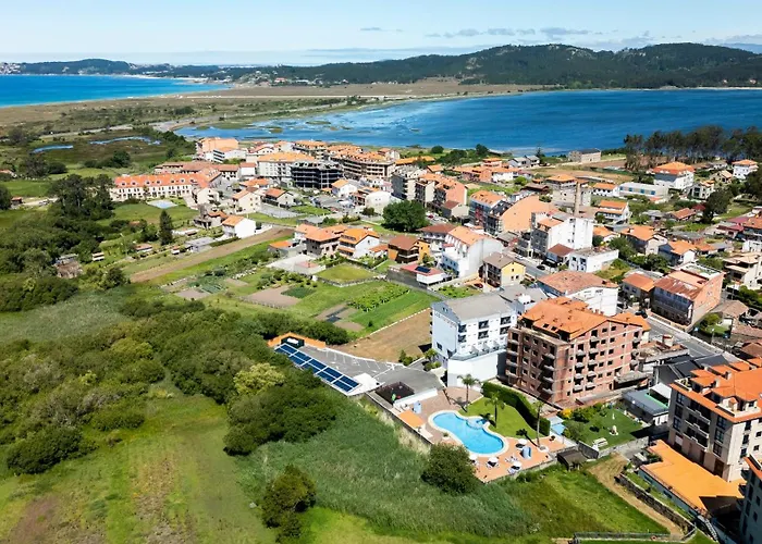 Hotel Los Naranjos A Revolta