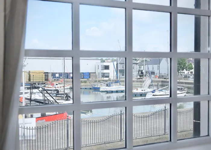 The Lough & Quay Accommodation