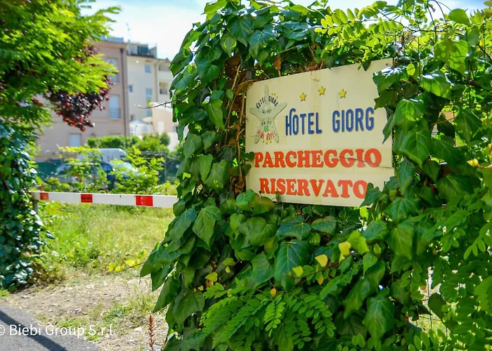 Hotel Giorg - Waterpark Free Entrance
