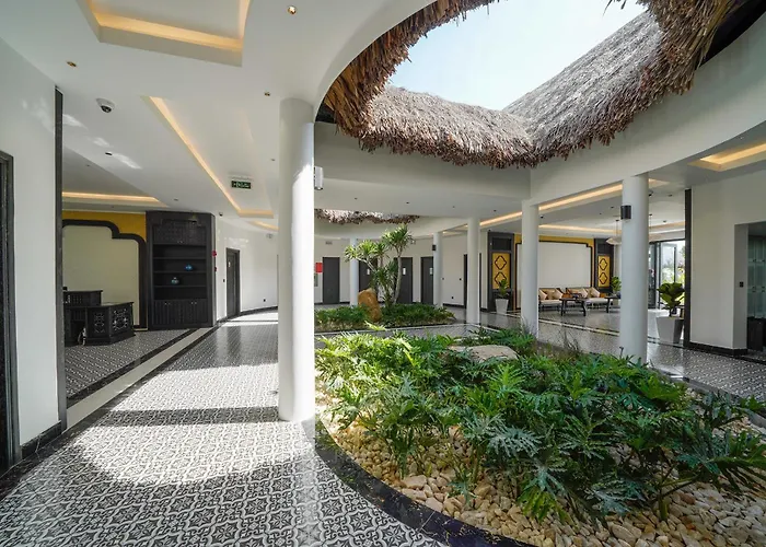 Bliss Hoi An Beach Resort&Wellness Ha Binh