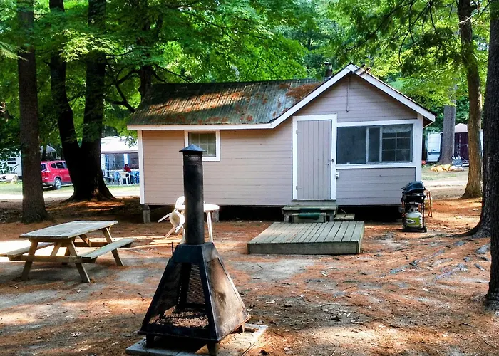 Pine Lodge