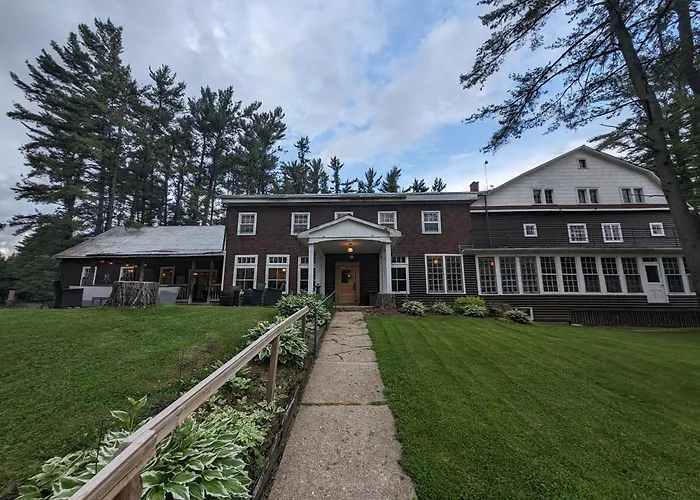 Pine Lodge